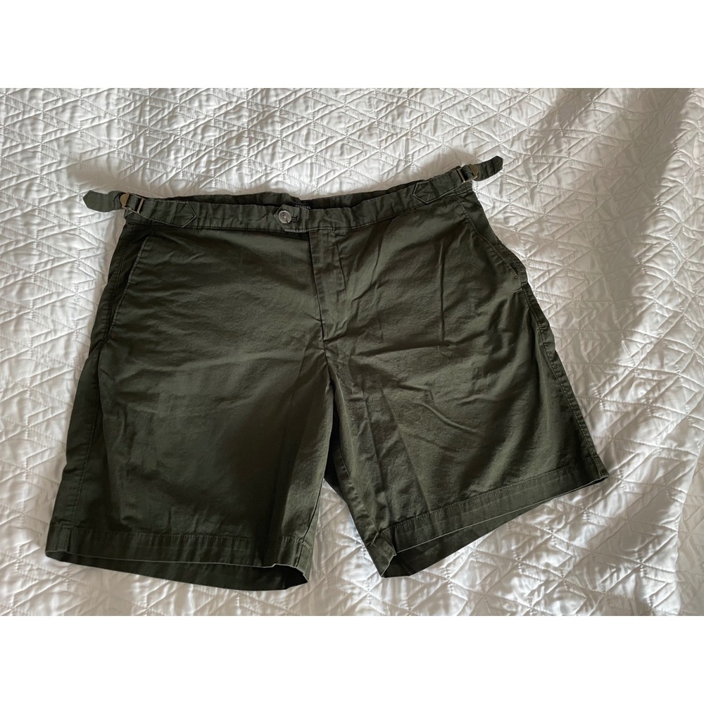 Banana Republic 8.5" Resort Shorts Camo Green Utility-Size 38